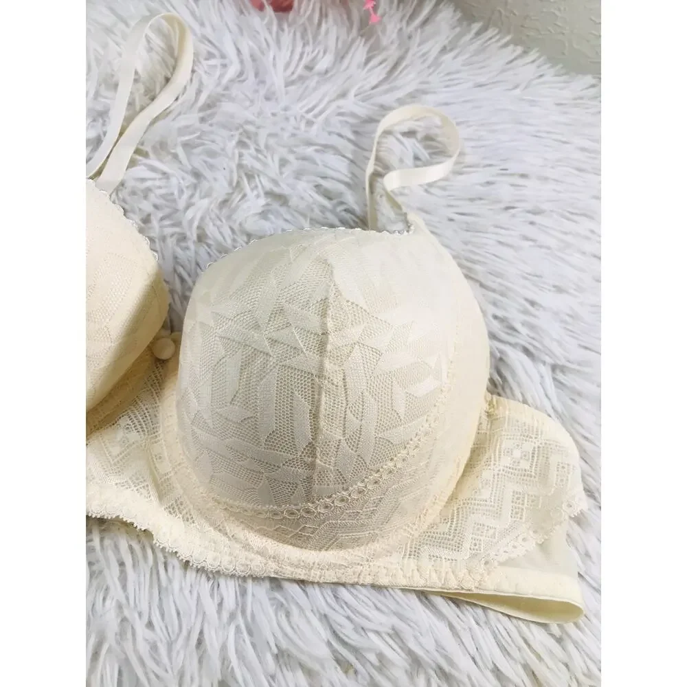 Women’s Lace Support Bra 85C/38C Beige Underwire Full Coverage Straps Padded